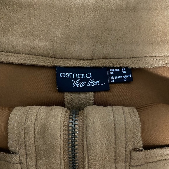 Skirt - Picture 3 of 3